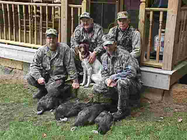 4 Hunters,
1 turkey dog, 4 turkeys